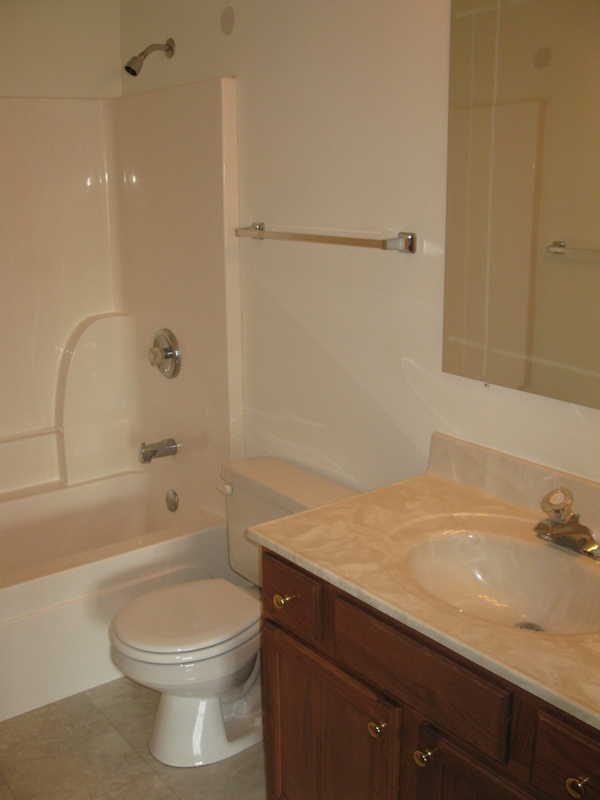 Main bathroom in 300 Place Town home