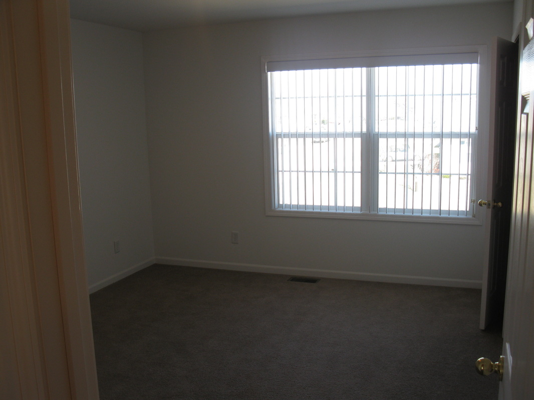 Master bedroom in 400 Place town home