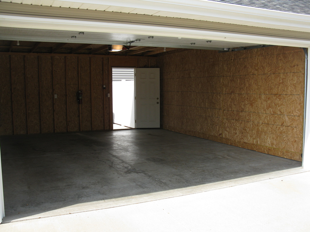 Garage of 500 Place 3 bedroom town home