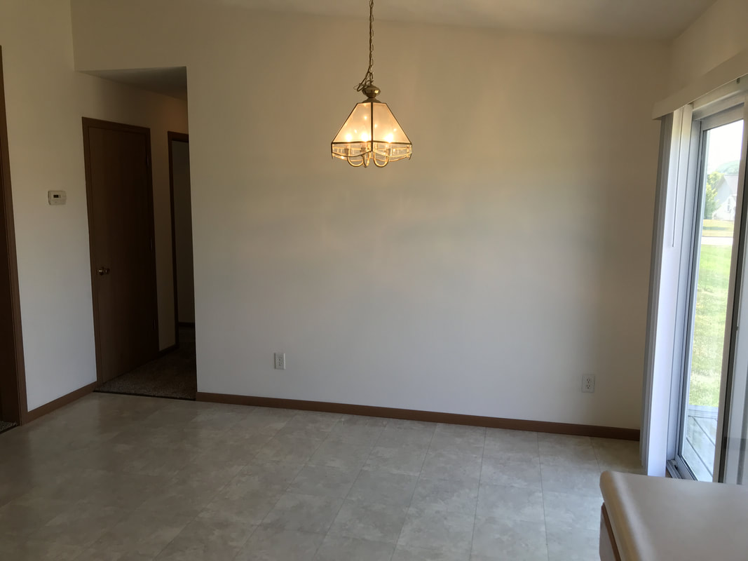 Dining area in Parkview B Duplex