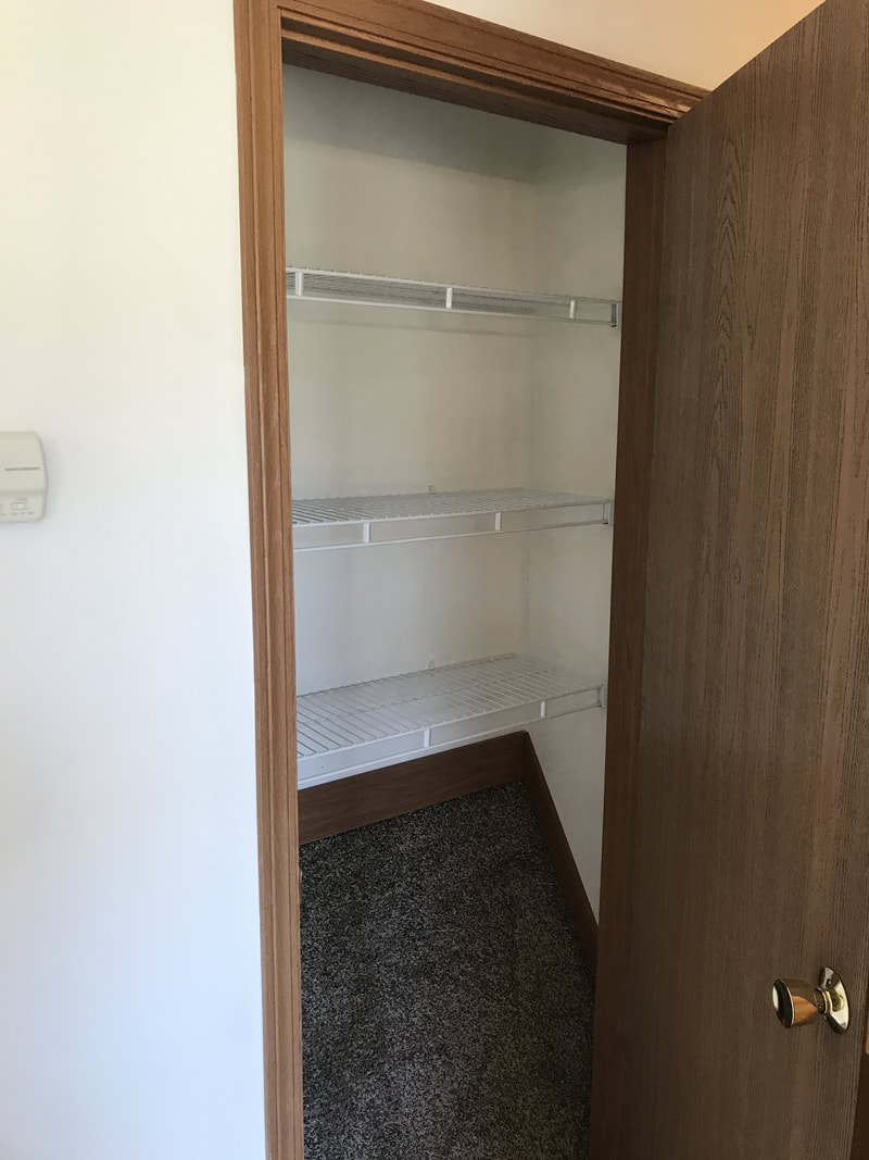 Closet in Parkview B Duplex